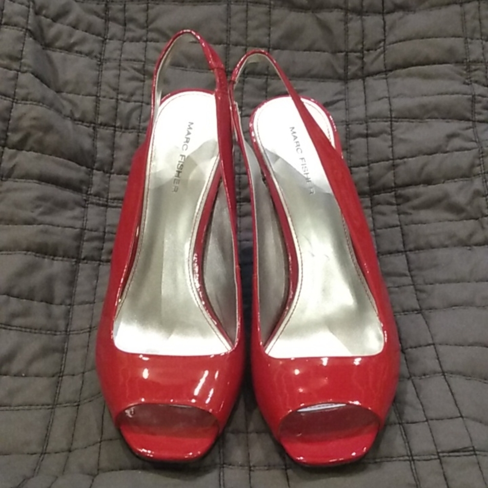 Marc Fisher patent leather slingback red pumps women's 8.5